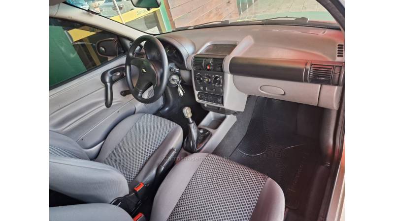 CHEVROLET - CLASSIC - 2011/2011 - Bege - R$ 25.900,00