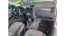 VOLKSWAGEN - POLO - 2006/2007 - Prata - R$ 35.900,00