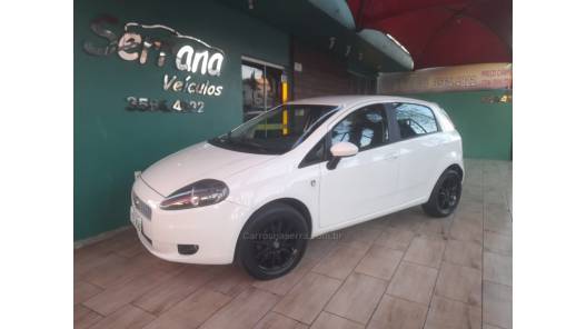 FIAT - PUNTO - 2012/2012 - Branca - R$ 36.900,00