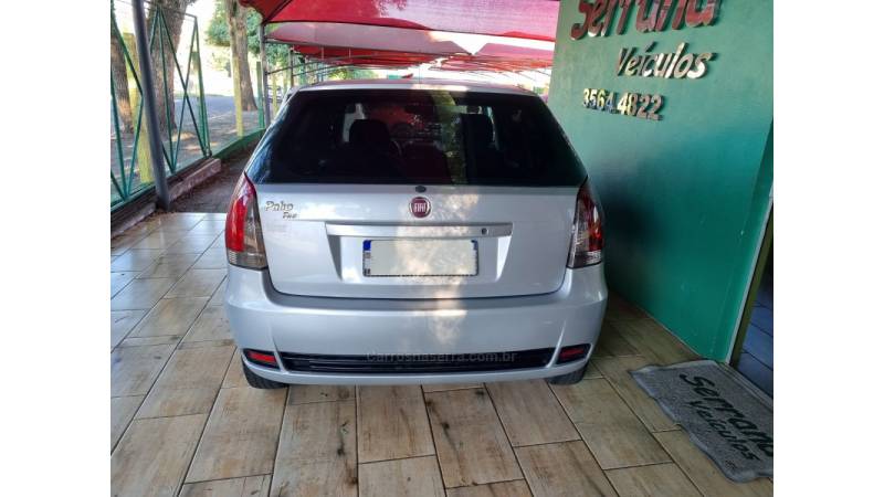 FIAT - PALIO - 2016/2016 - Prata - R$ 32.900,00