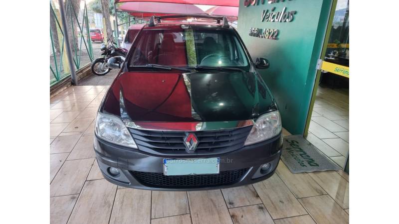 RENAULT - LOGAN - 2012/2013 - Preta - R$ 34.900,00