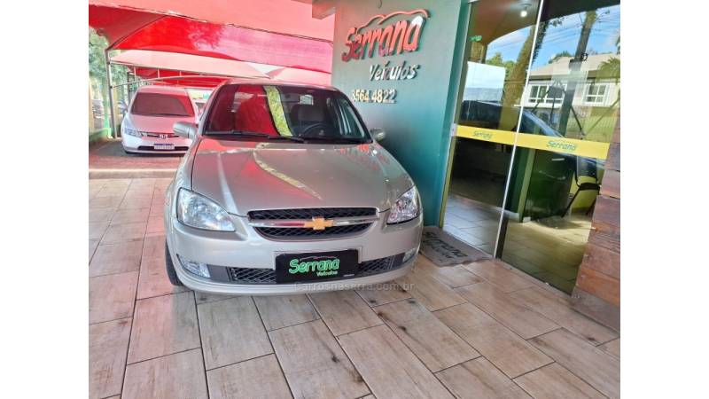 CHEVROLET - CLASSIC - 2011/2011 - Bege - R$ 25.900,00