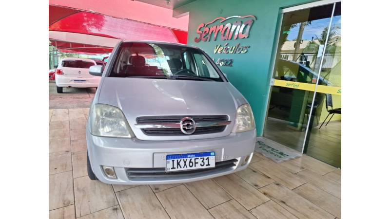 CHEVROLET - MERIVA - 2003/2003 - Prata - R$ 23.900,00